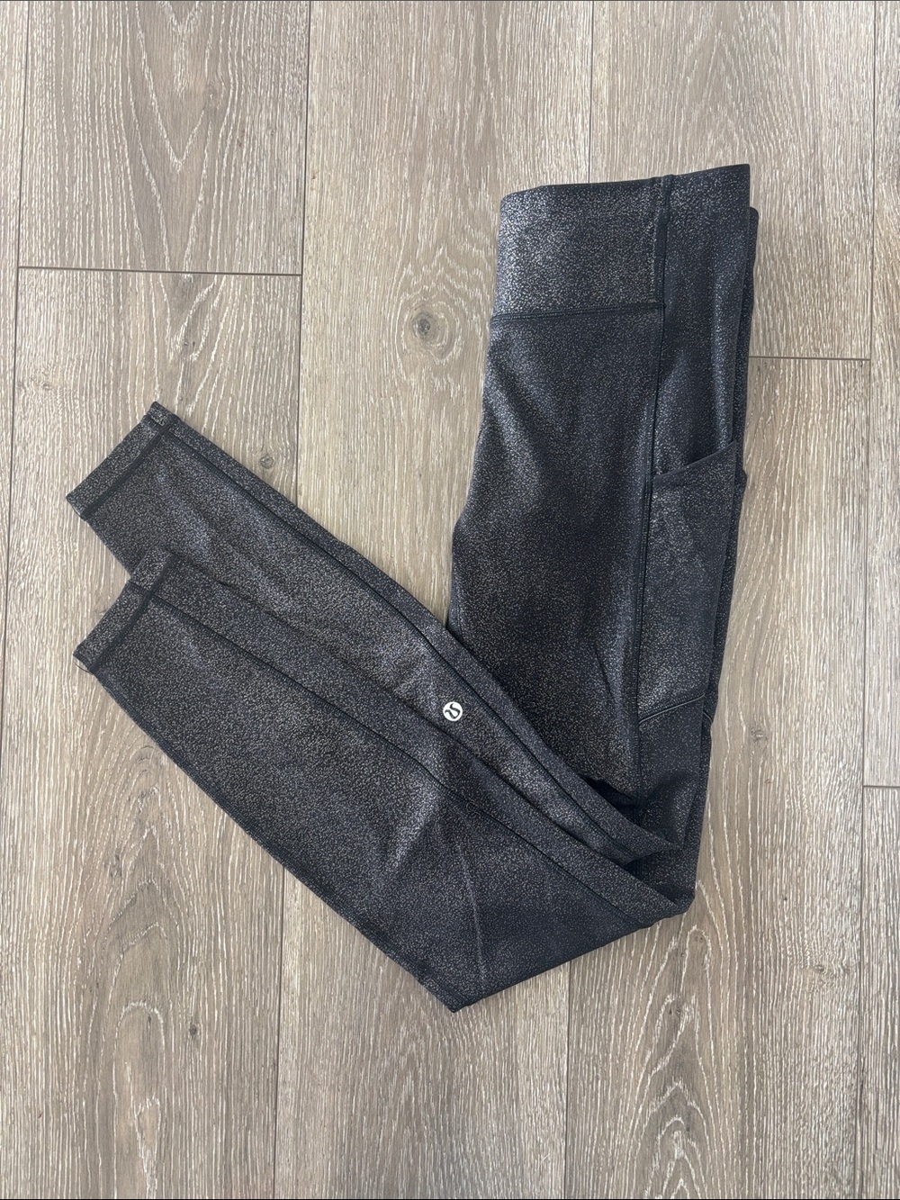 Lululemon Speed Up Tight Luminosity Foil Print Black Silver Size 6